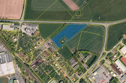 Prodej komerčního pozemku 11 464 m², Odry