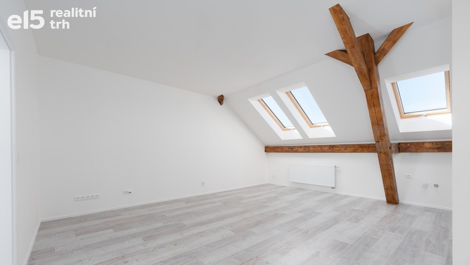 Prodej bytu 3+kk 86 m², Oslavany