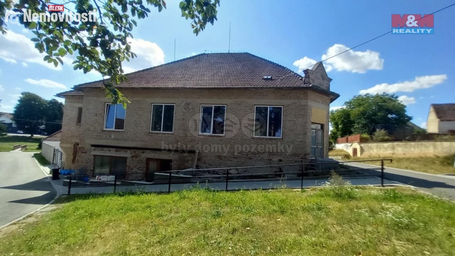 Prodej rodinného domu 617 m², Blížkovice