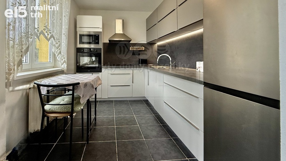 Pronájem bytu 3+1 69 m², Ostrava - Poruba