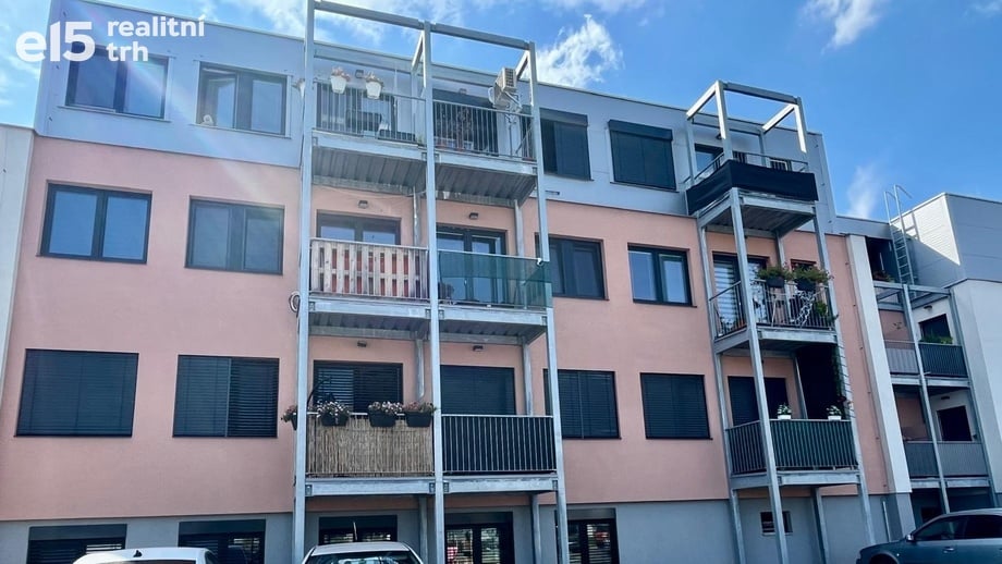 Pronájem obchodního prostoru 79 m², Rohatec