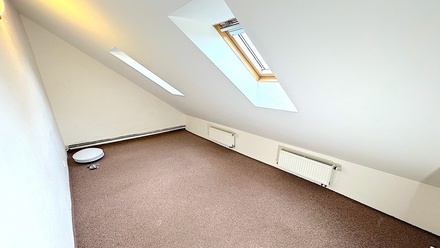 Pronájem bytu 3+1 70 m², Božice