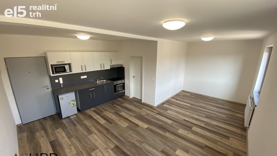 Pronájem bytu 1+kk 35 m², Brno - Líšeň