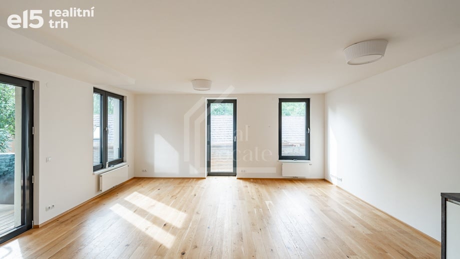 Pronájem bytu 2+kk 77 m², Praha - Troja