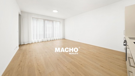 Pronájem bytu 2+kk 62 m², Praha - Michle