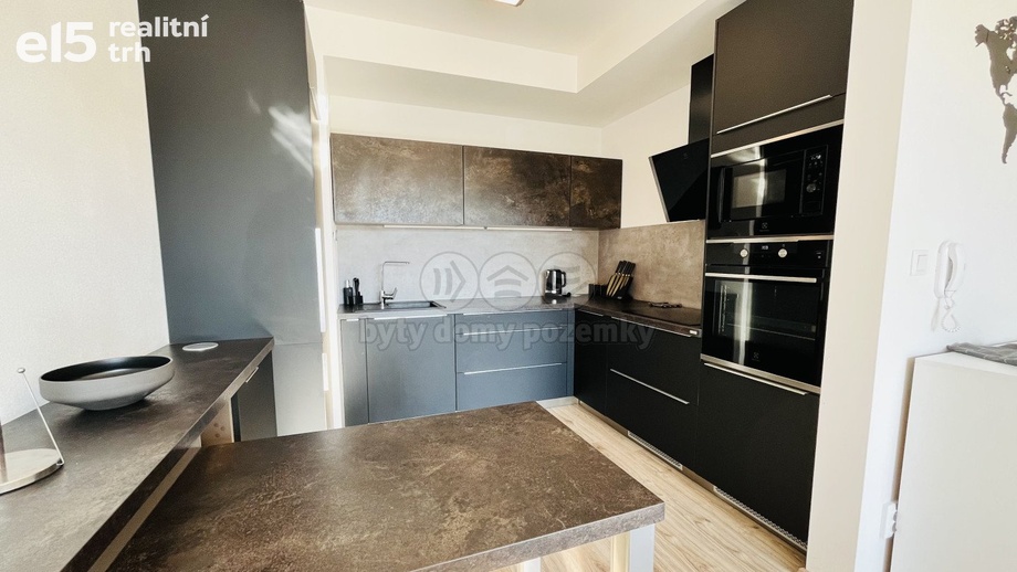 Pronájem bytu 2+kk 50 m², Oslavany