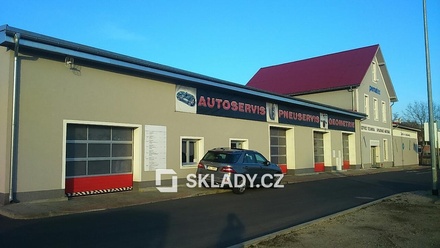 Pronájem skladu 464 m², Ostrov