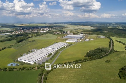 Pronájem skladu 10 000 m², Podbořany