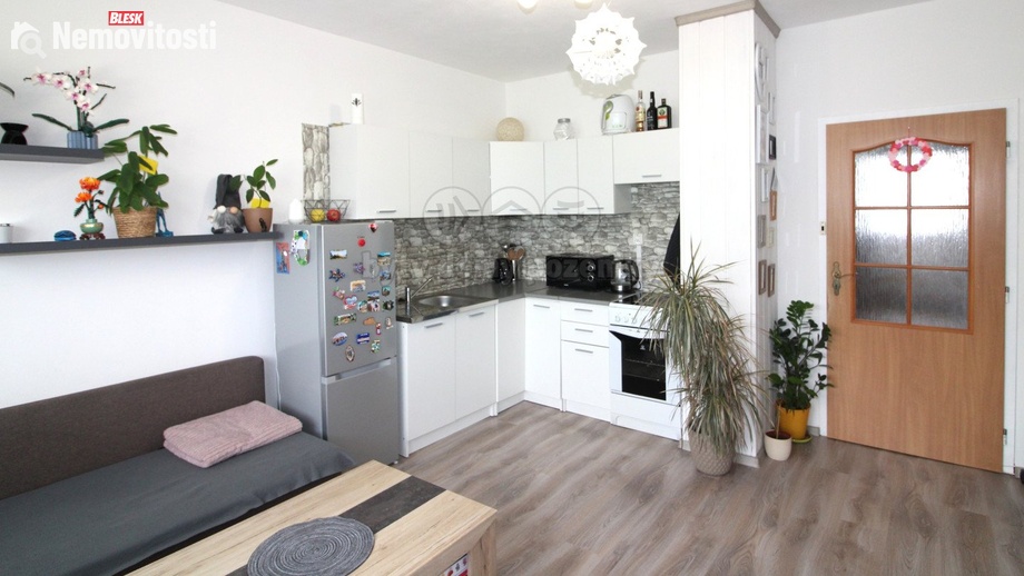 Pronájem bytu 1+1 43 m², Cvikov