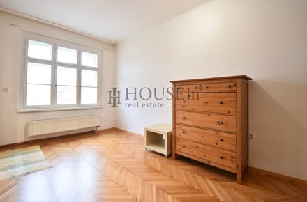 Pronájem bytu 1+1 49 m², Praha - Žižkov