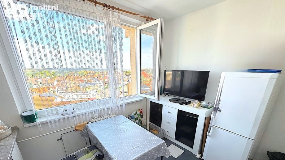Pronájem bytu 2+1 55 m², Znojmo