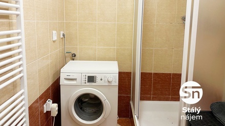 Pronájem bytu 1+kk 31 m², Praha - Vysočany