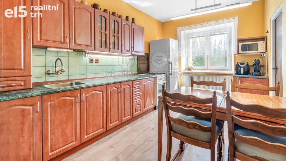 Prodej rodinného domu 225 m², Stružnice