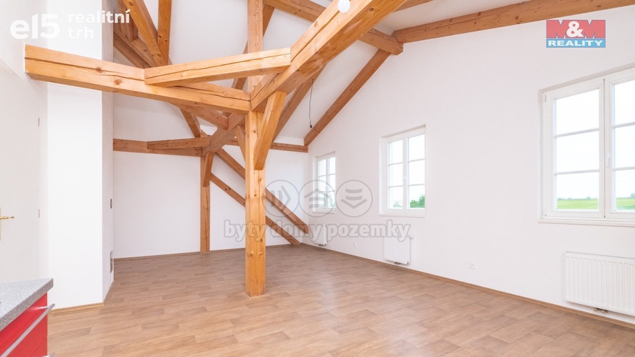 Pronájem bytu 1+kk 47 m², Studeněves
