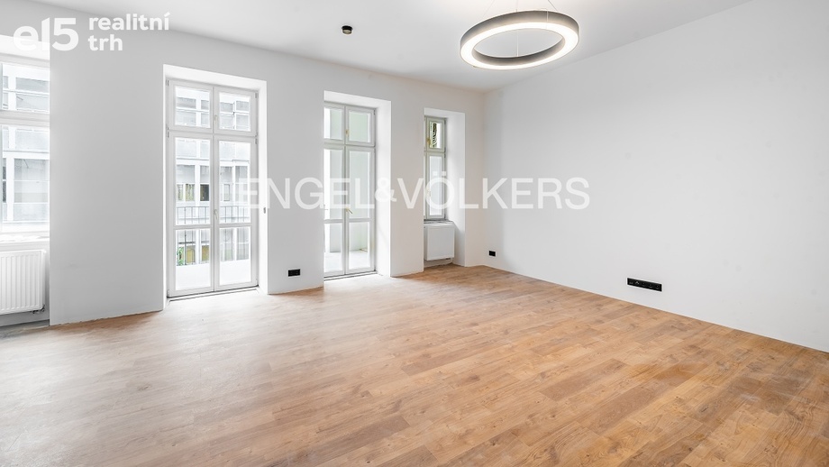Pronájem bytu 3+kk 102 m², Praha - Smíchov