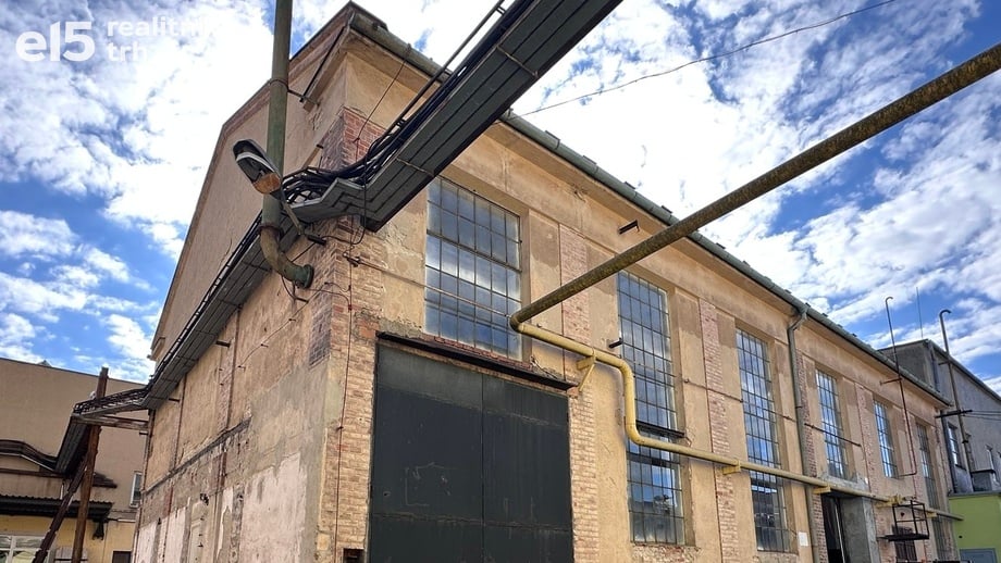 Pronájem skladu 273 m², Blansko