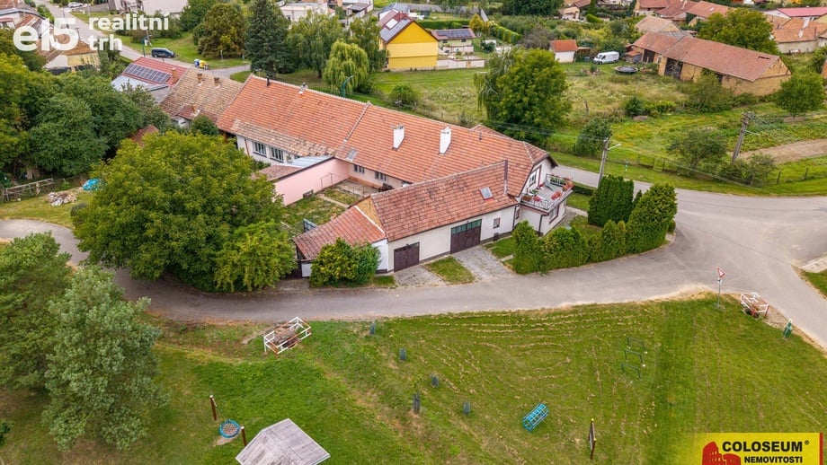 Prodej rodinného domu 187 m², Kojátky