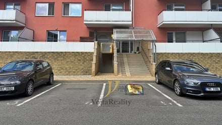 Pronájem garážového stání 13 m², Olomouc - Nová Ulice