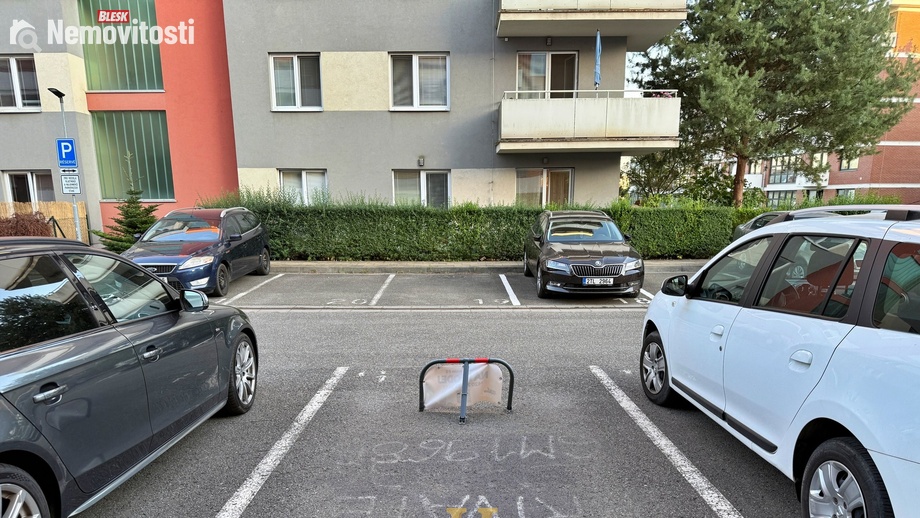 Pronájem garážového stání 13 m², Olomouc - Nová Ulice