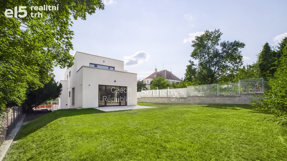Prodej vily 720 m², Praha