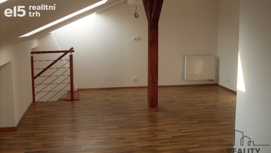 Pronájem bytu 2+kk 60 m², Praha 9