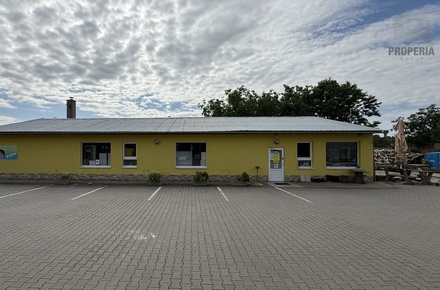 Pronájem obchodního prostoru 280 m², Rousínovec