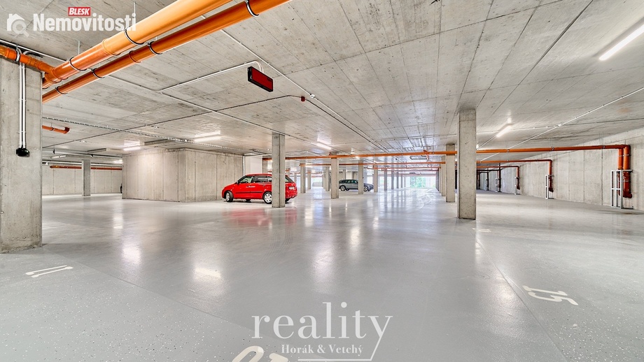 Prodej garážového stání 17 m², Znojmo