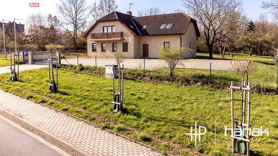 Pronájem rodinného domu 259 m², Strančice - Všechromy