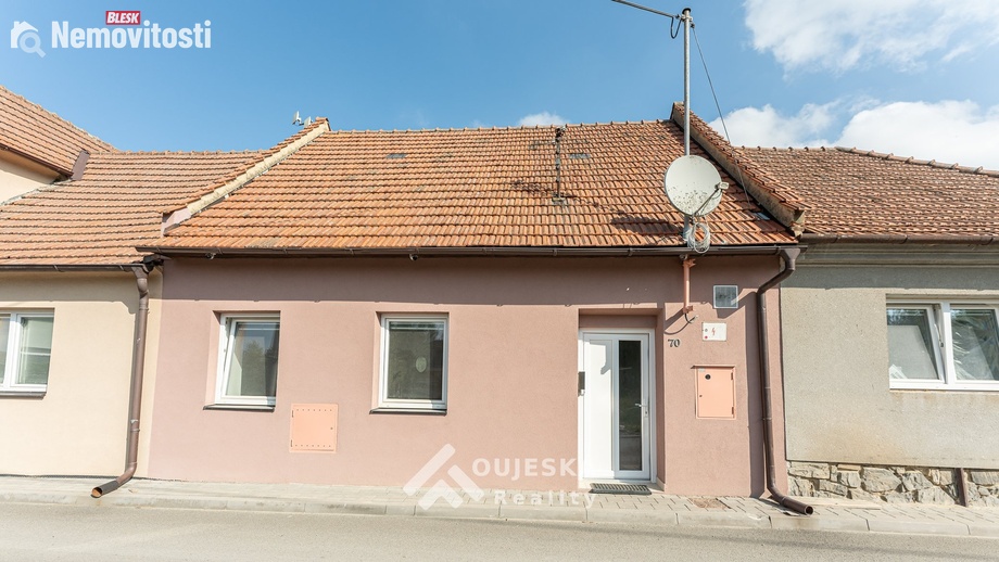 Prodej bytu 2+1 63 m², Letovice - Třebětín