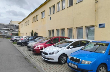 Pronájem obchodního prostoru 416 m², Rožnov pod Radhoštěm