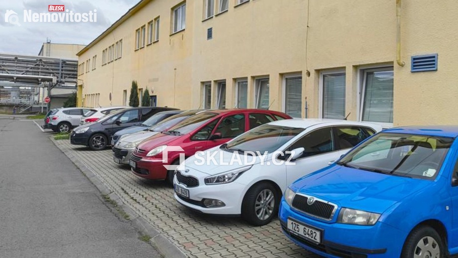 Pronájem obchodního prostoru 416 m², Rožnov pod Radhoštěm