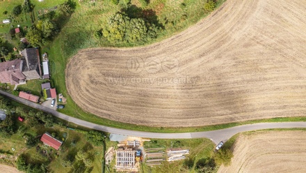 Prodej stavebního pozemku 1 867 m², Velká Jesenice