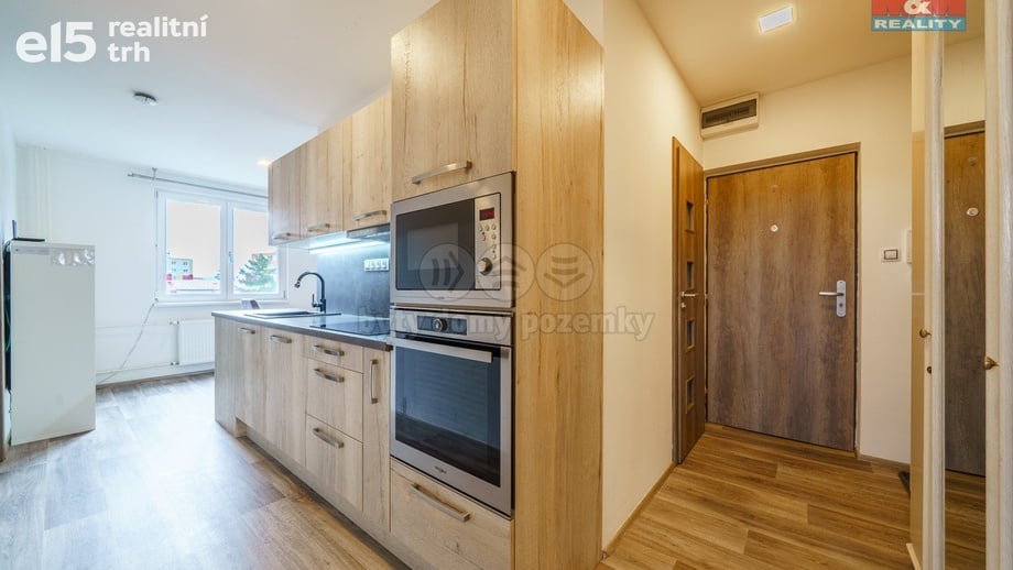 Prodej bytu 3+1 58 m², Nová Role