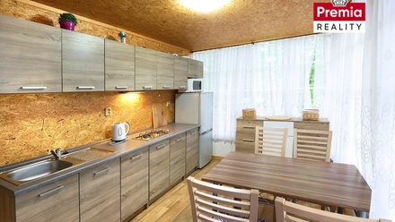 Prodej chaty 70 m², Štítary