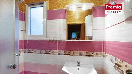 Prodej chaty 70 m², Štítary