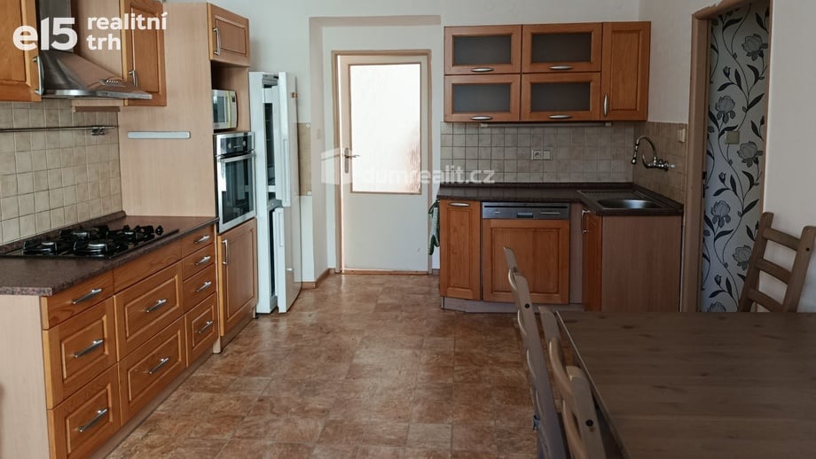 Pronájem bytu 3+1 91 m², Praha 3