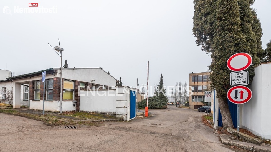 Pronájem skladu 234 m², Panenské Břežany