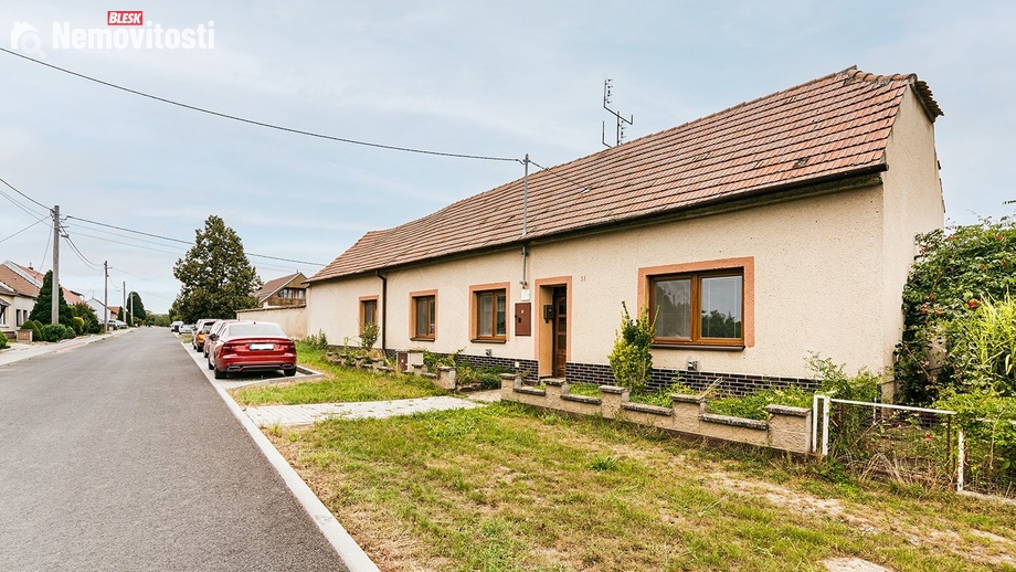Prodej rodinného domu 124 m², Suchohrdly u Miroslavi