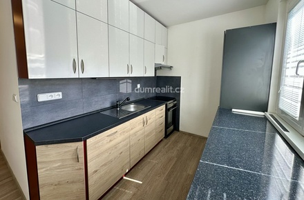 Pronájem bytu 2+1 54 m², Zlín