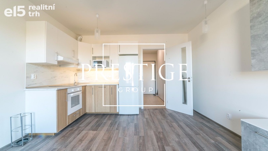 Pronájem bytu 1+kk 35 m², Praha - Vysočany