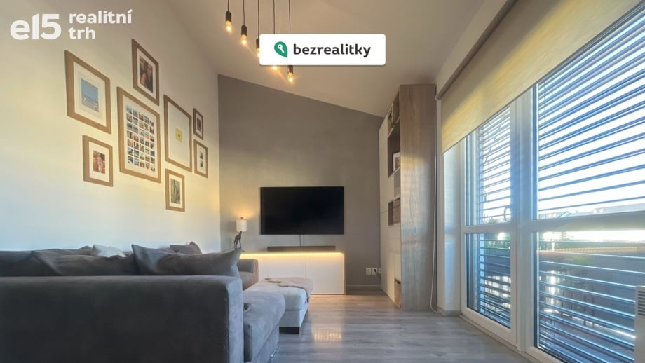 Prodej bytu 2+kk 78 m², Chýně