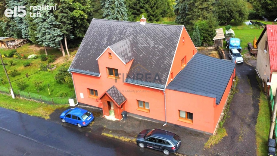 Prodej rodinného domu 350 m², Brandov