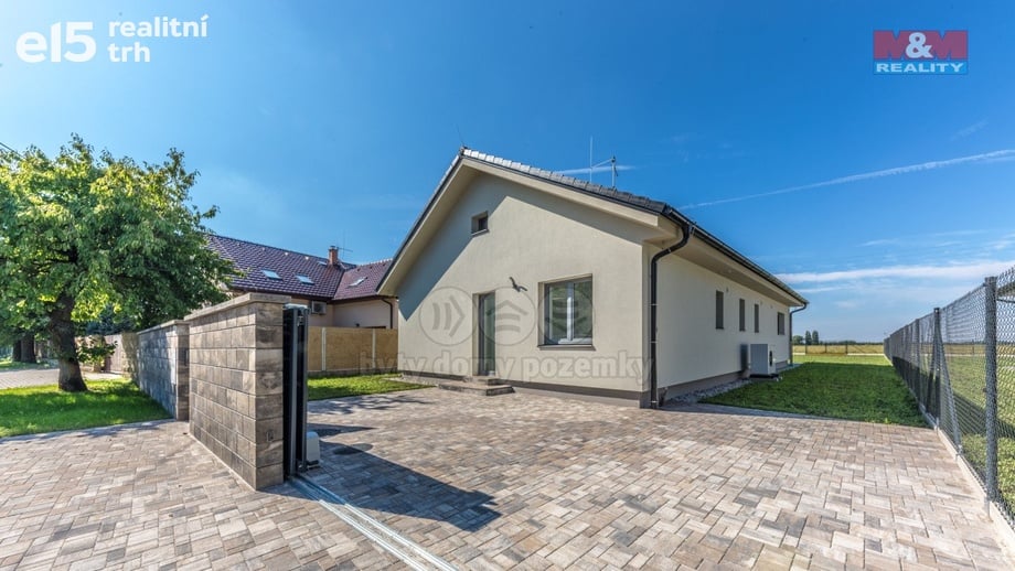 Prodej rodinného domu 120 m², Všechlapy