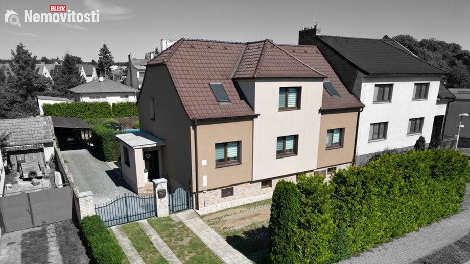Prodej rodinného domu 151 m², Rohatec