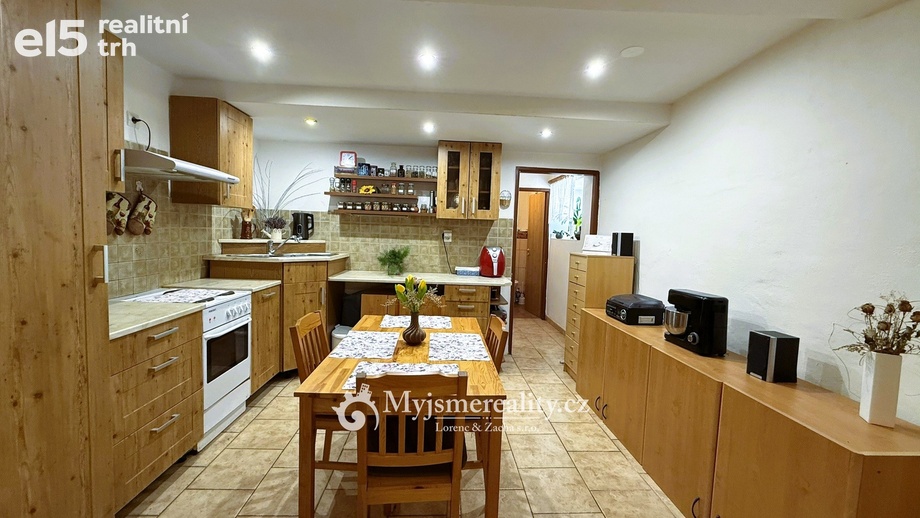 Prodej bytu 2+1 58 m², Znojmo