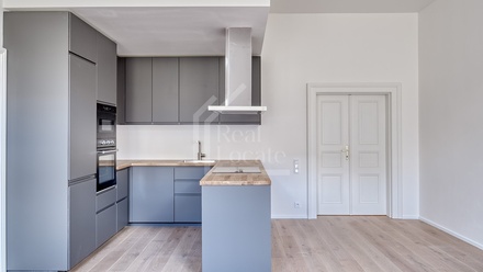 Pronájem bytu 3+kk 70 m², Praha - Nové Město