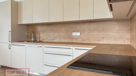 Pronájem bytu 3+kk 64 m², Chropyně