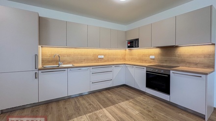 Pronájem bytu 3+kk 64 m², Chropyně