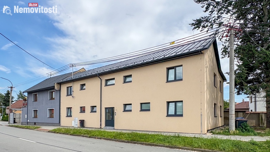 Pronájem bytu 3+kk 64 m², Chropyně