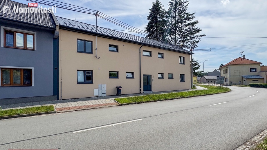 Pronájem bytu 4+kk 77 m², Chropyně